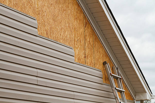 24/7 Emergency Storm Damage Siding Repair experts in Huntersville, NC
